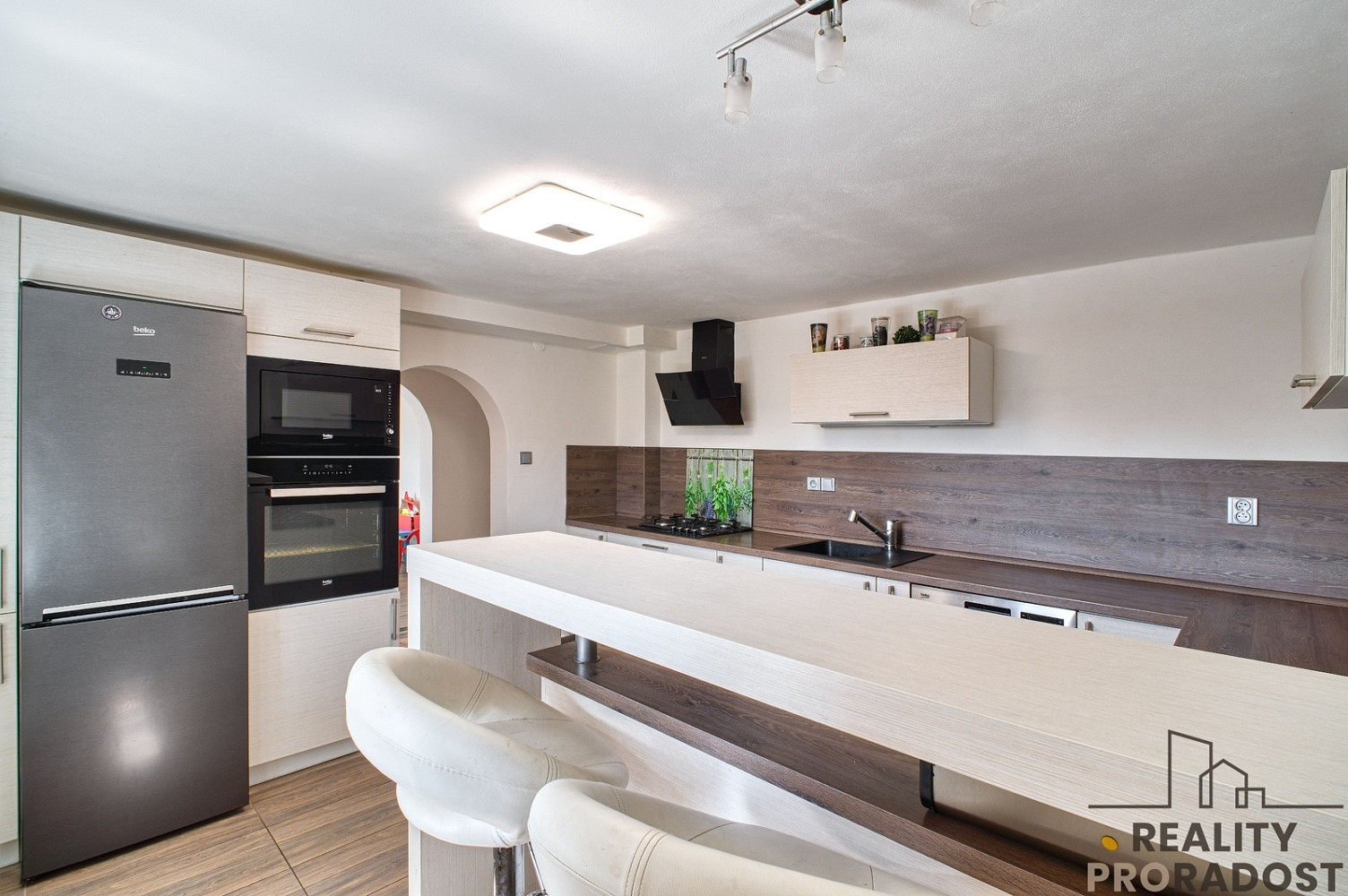 Prodej domu 240 m² s pozemkem 811 m² — photo 4