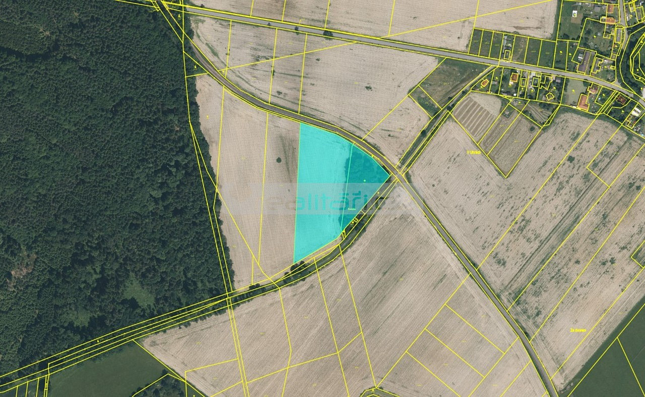 Prodej pole 16 816 m²