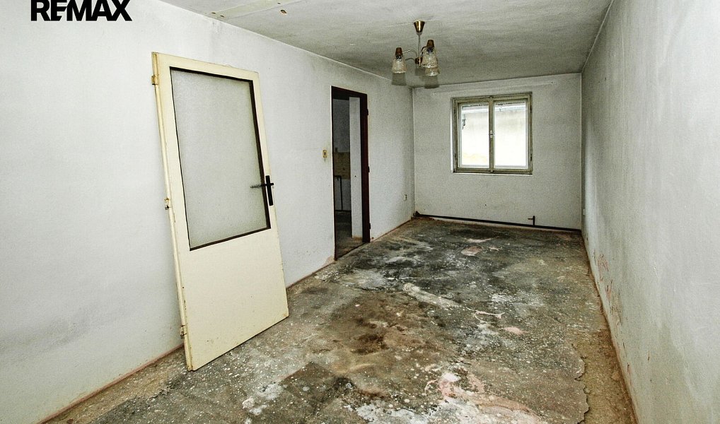 Prodej domu 90 m² s pozemkem 874 m², Nepomuk – náhled fotky 12