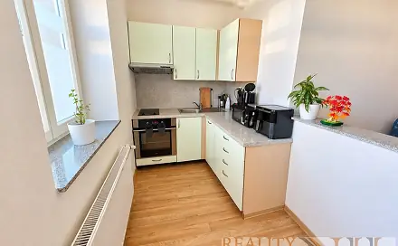Pronájem bytu 1+kk 35 m²