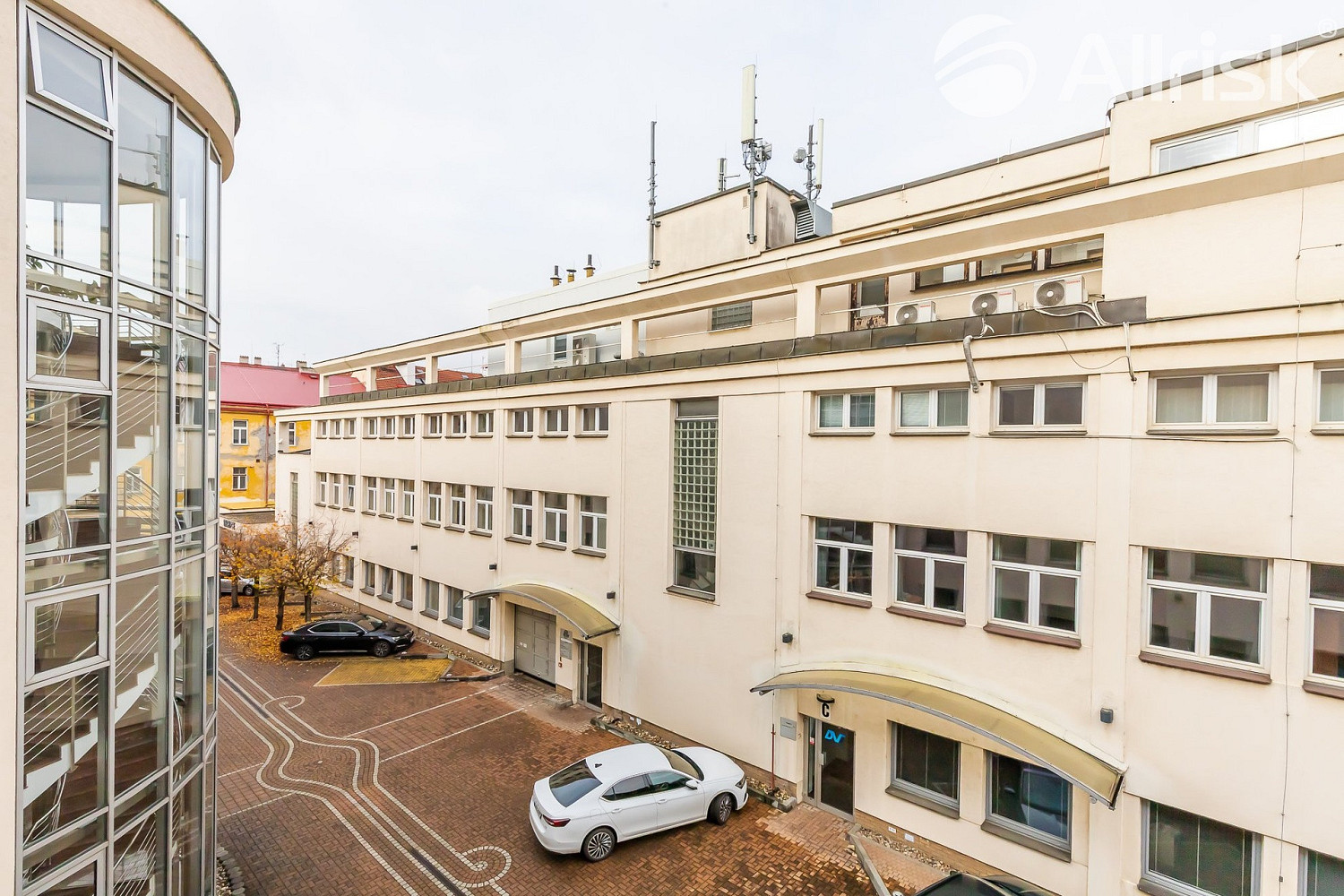 Pronájem kanceláře 20 m² – fotografie 3