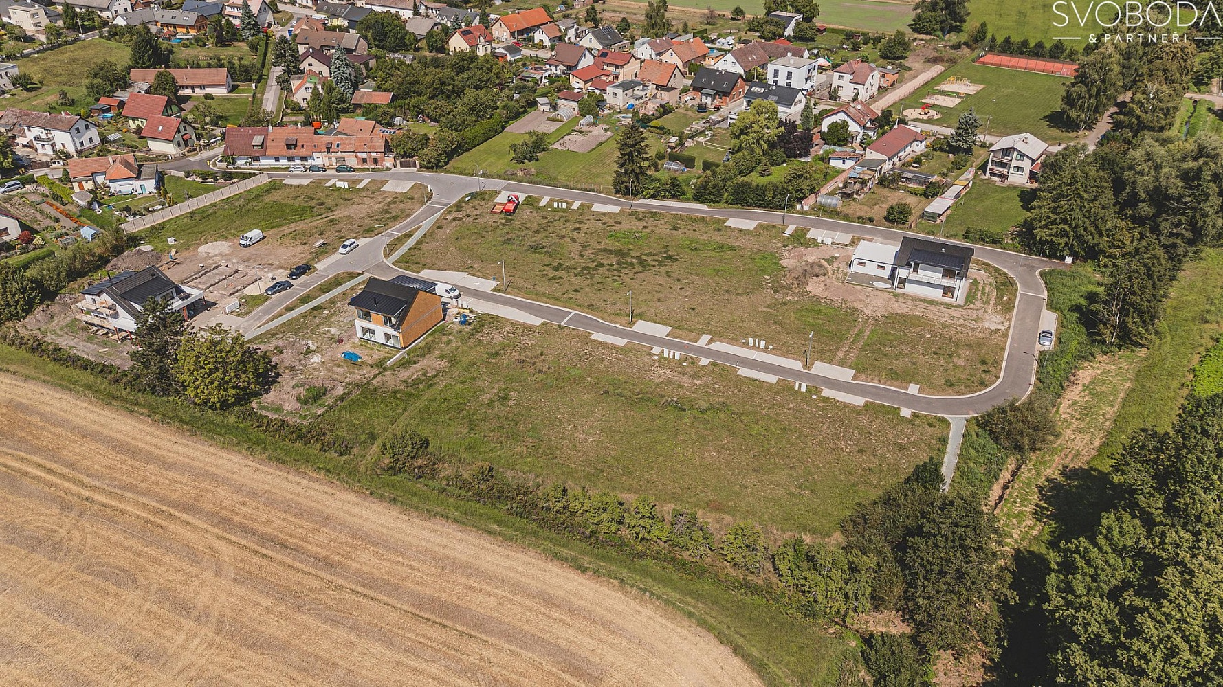 Prodej stavebního pozemku 674 m² – další