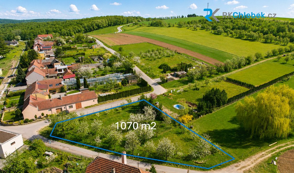 Prodej stavebního pozemku 1 070 m², Bohdalice-Pavlovice – náhled fotky 2