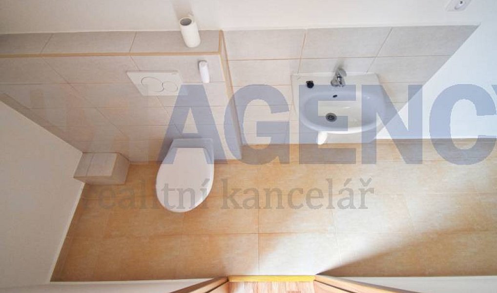 Prodej domu 104 m² s pozemkem 230 m², Hnojice – náhled fotky 16