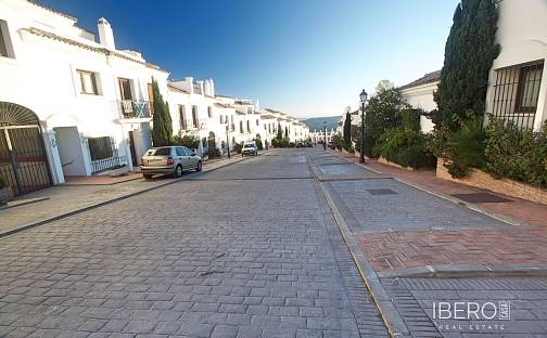 Prodej domu 208 m² s pozemkem 208 m², Casares, Španělsko