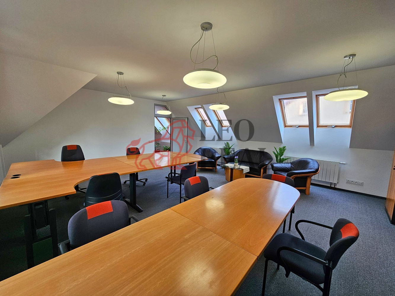 Pronájem kanceláře 66 m² – fotografie 4