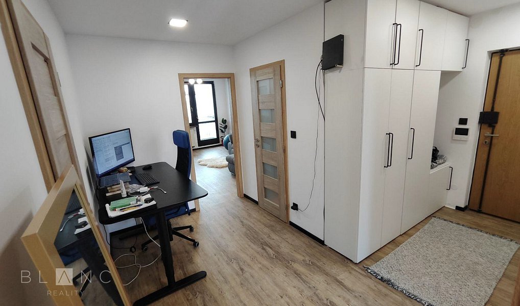 Pronájem bytu 3+kk 71 m², Praha – náhled fotky 16
