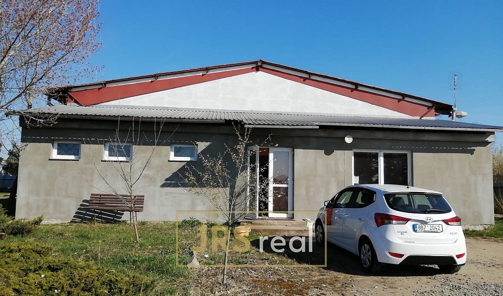 Prodej výrobních prostor 902 m², Přibice – náhled fotky 3