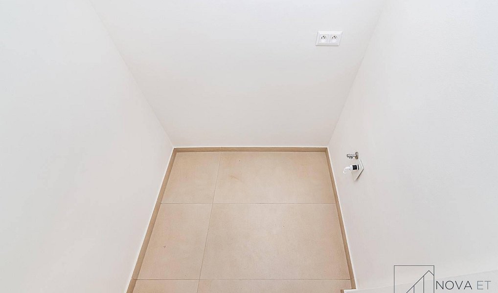 Prodej bytu 3+kk 90 m², Praha – náhled fotky 22