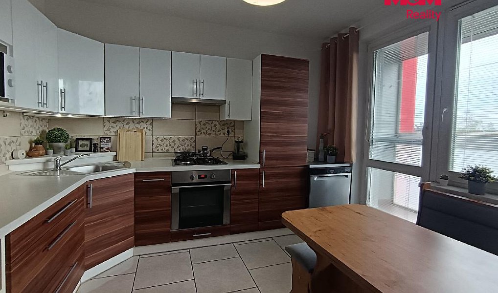 Prodej bytu 3+1 70 m², Orlová – náhled fotky 12