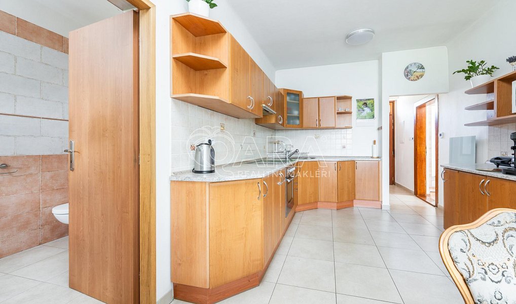 Prodej domu 180 m² s pozemkem 2 065 m², Velký Chlumec – náhled fotky 15