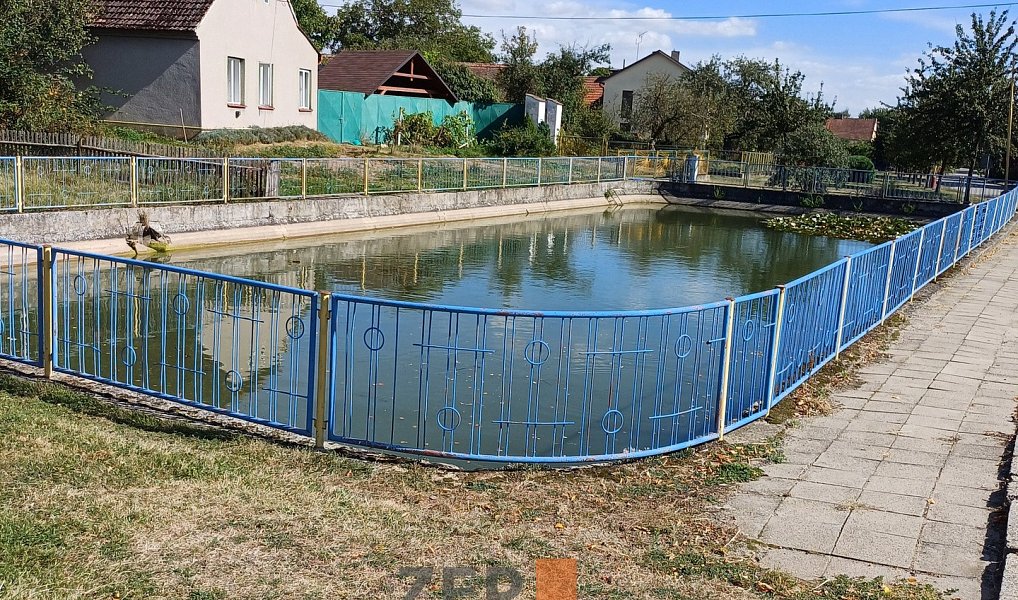 Prodej zahrady 1 575 m², Krasonice – náhled fotky 6
