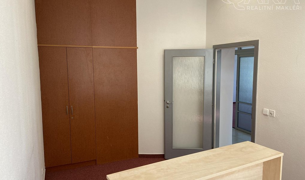 Pronájem kanceláře 15 m², Vyškov – náhled fotky 7