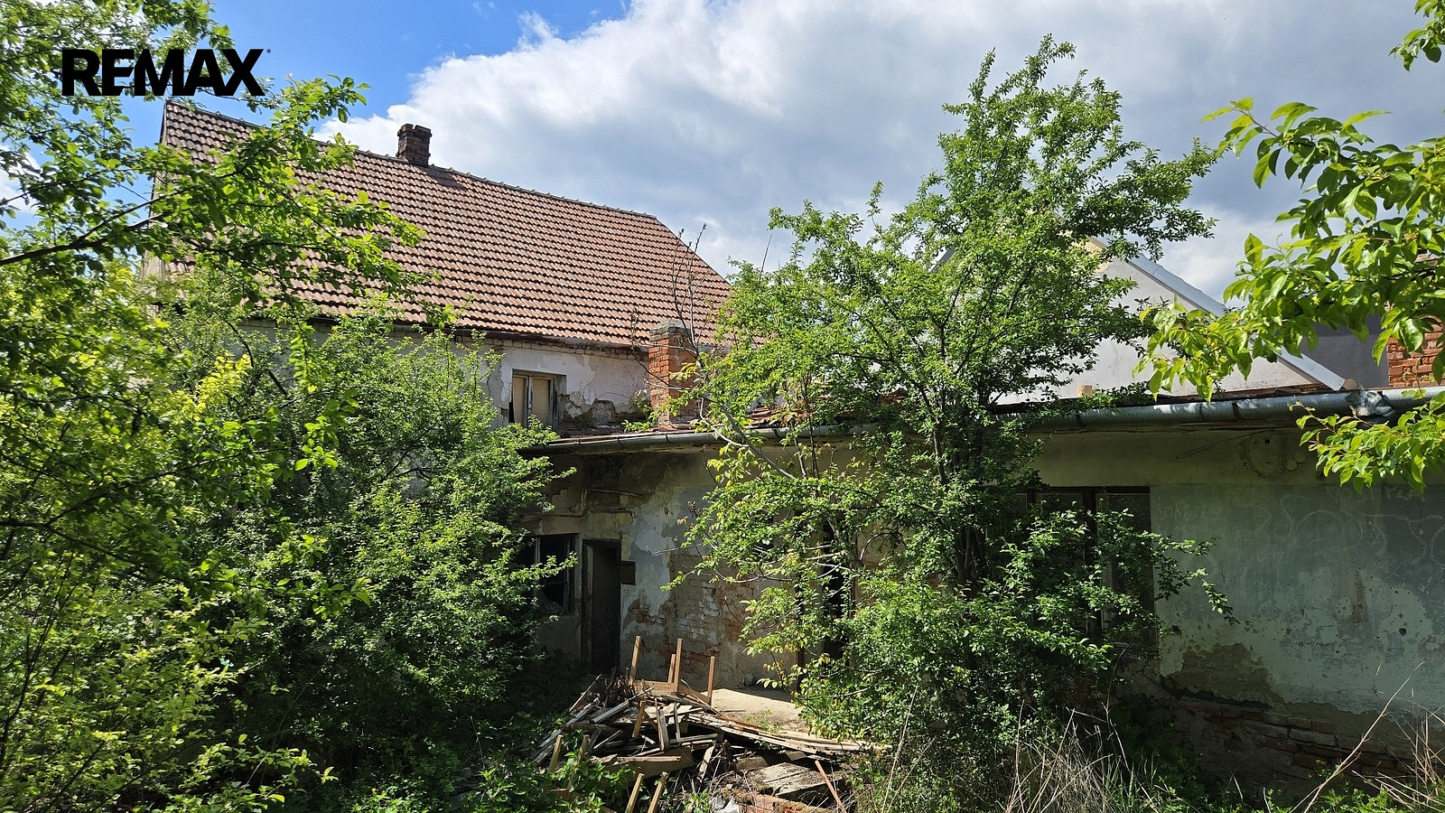 Prodej stavebního pozemku 3 685 m² — photo 4