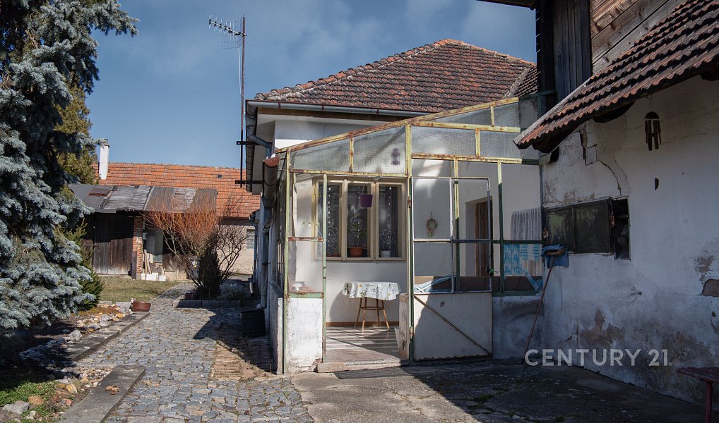 Prodej domu 186 m² s pozemkem 1 322 m², Skorkov – náhled fotky 4