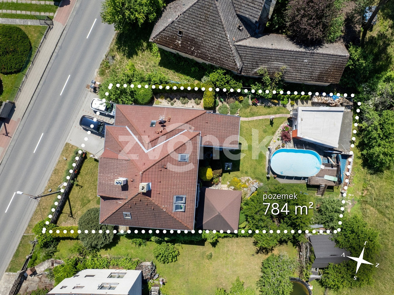 Prodej domu 284 m² s pozemkem 784 m² – fotografie 2