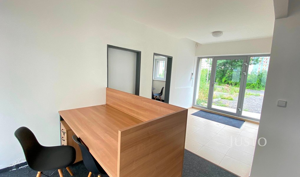 Pronájem obchodních prostor 73 m², Teplice – náhled fotky 5