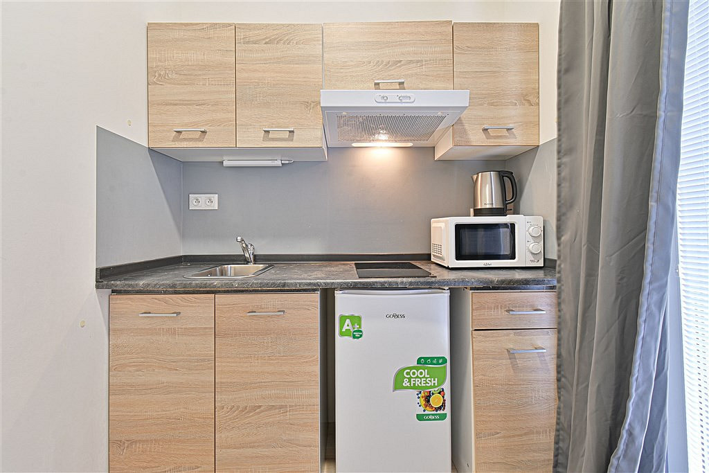 Pronájem bytu 1+kk 19 m² — photo 2