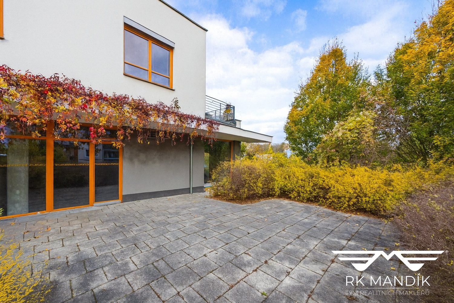 Prodej obchodních prostor 90 m²