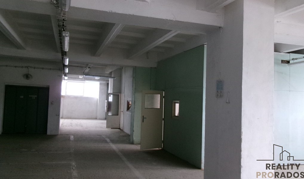 Pronájem skladovacích prostor 400 m², Brno – náhled fotky 4