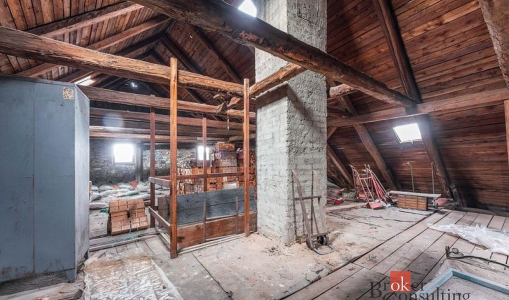 Prodej domu 700 m² s pozemkem 265 m², Polička – náhled fotky 9