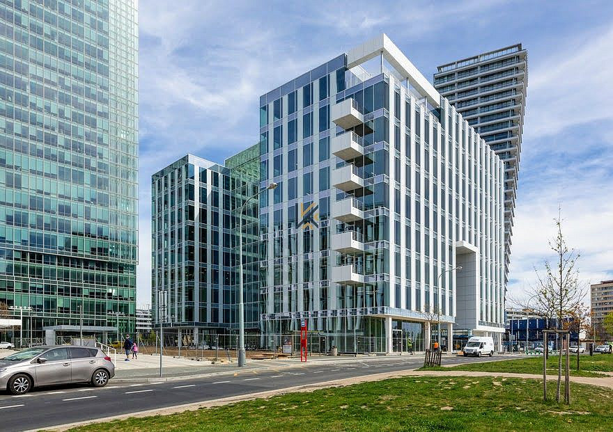 Pronájem kanceláře 417 m² – fotografie 3