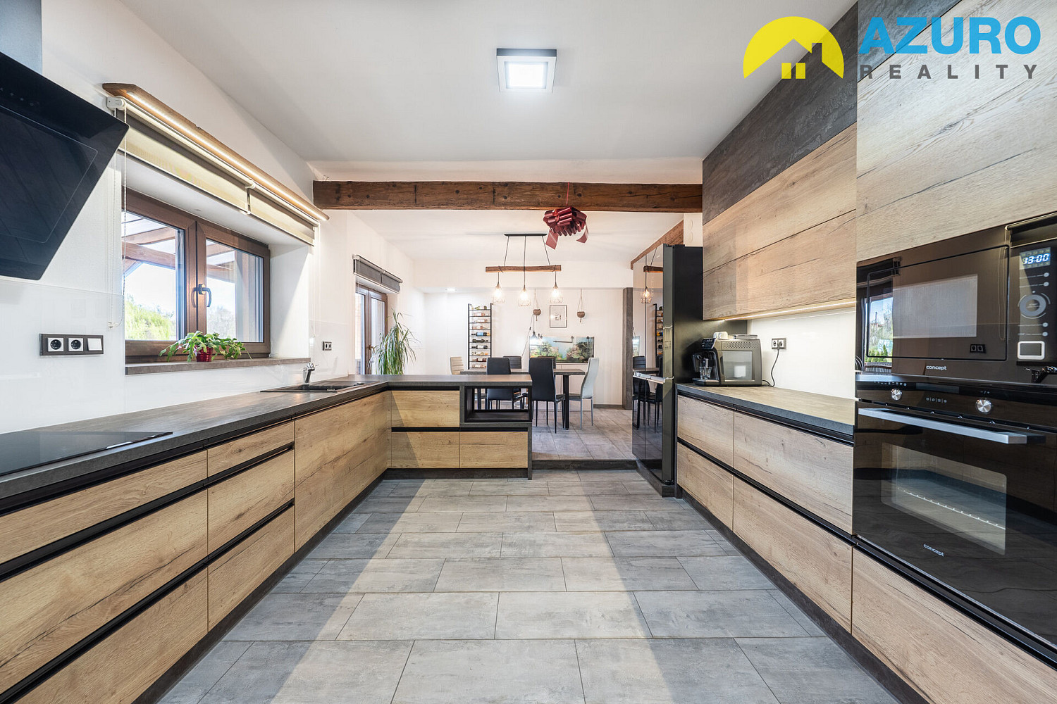 Prodej domu 460 m² s pozemkem 1 581 m² – fotografie 2