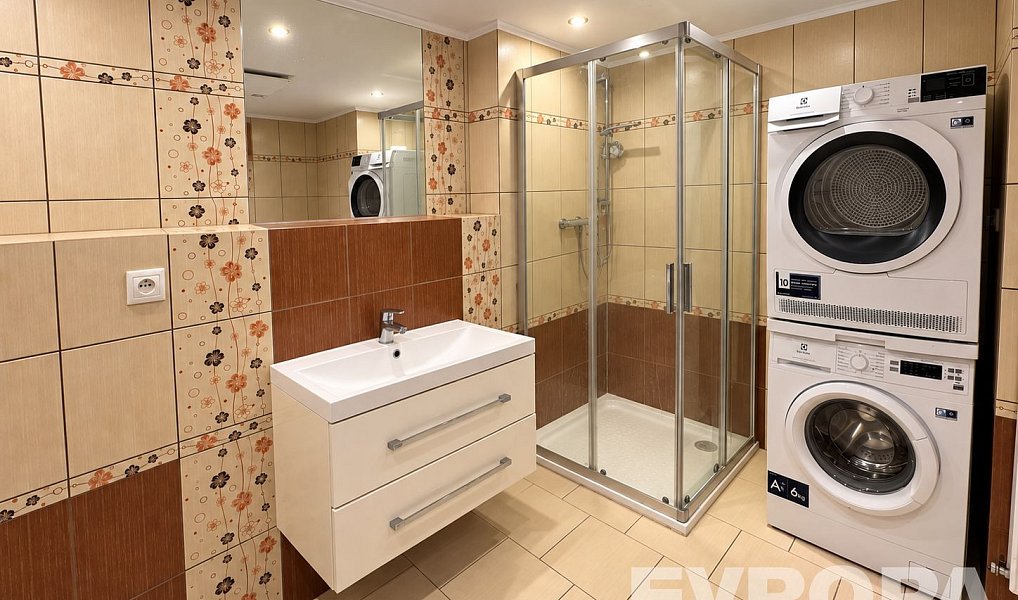 Prodej domu 76 m² s pozemkem 189 m², Čerňovice – náhled fotky 4