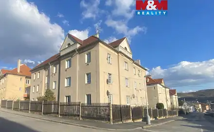Pronájem bytu 2+kk 50 m², Zvonařova, Beroun - Beroun-Město