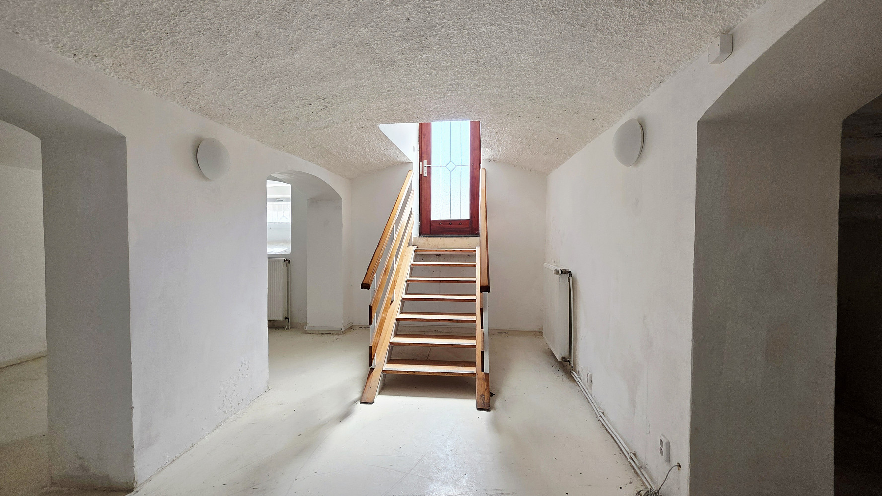 Pronájem obchodních prostor 86 m² – fotografie 4