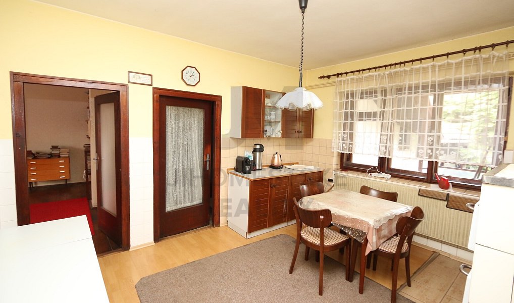 Prodej domu 150 m² s pozemkem 1 828 m², Lysice – náhled fotky 16
