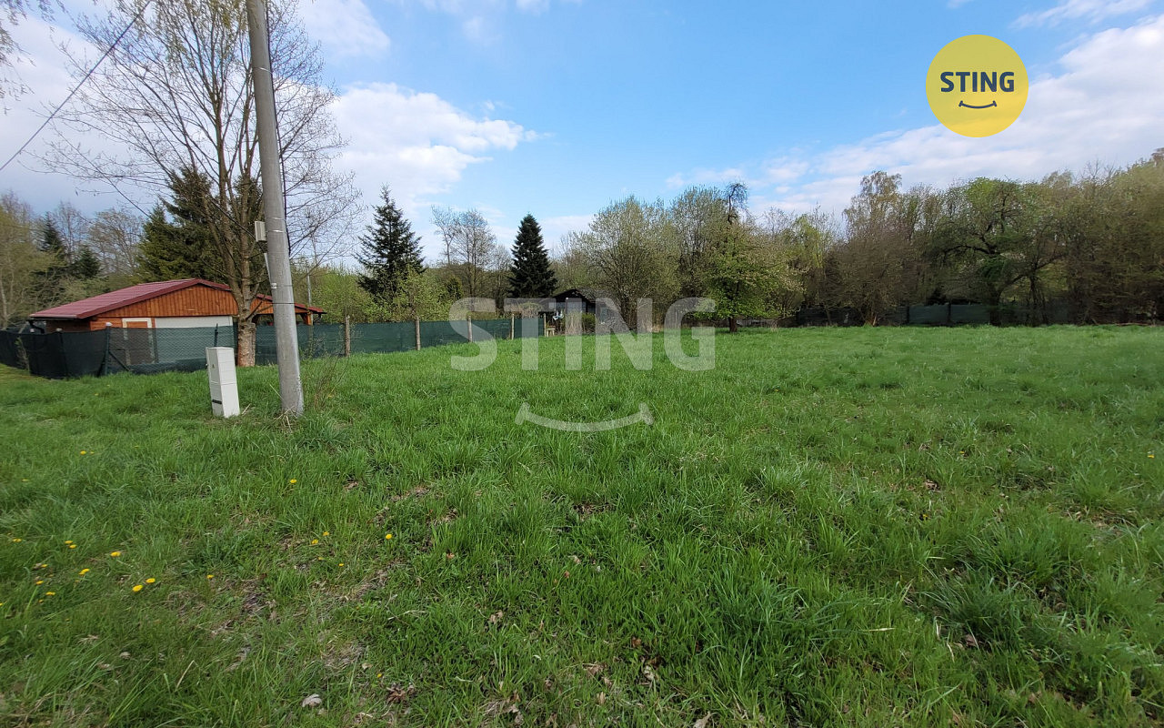 Prodej stavebního pozemku 853 m²