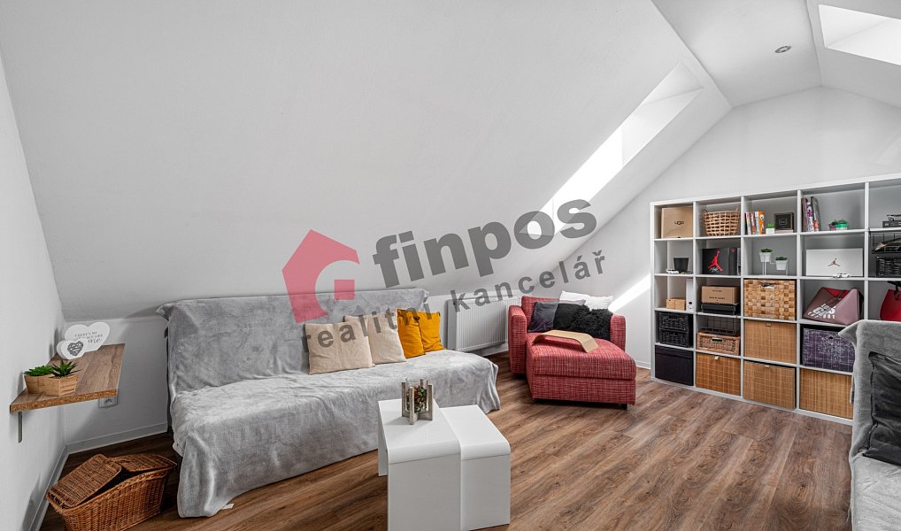 Prodej domu 192 m² s pozemkem 420 m², Zbraslavice – náhled fotky 19