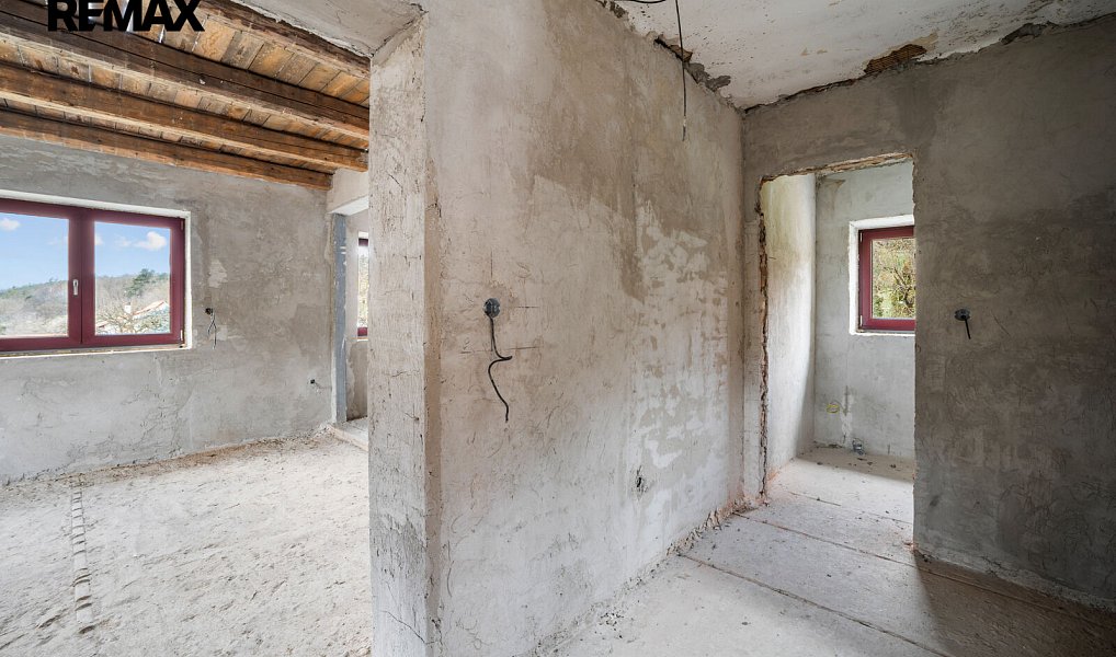 Prodej domu 204 m² s pozemkem 2 647 m², Krňany – náhled fotky 8
