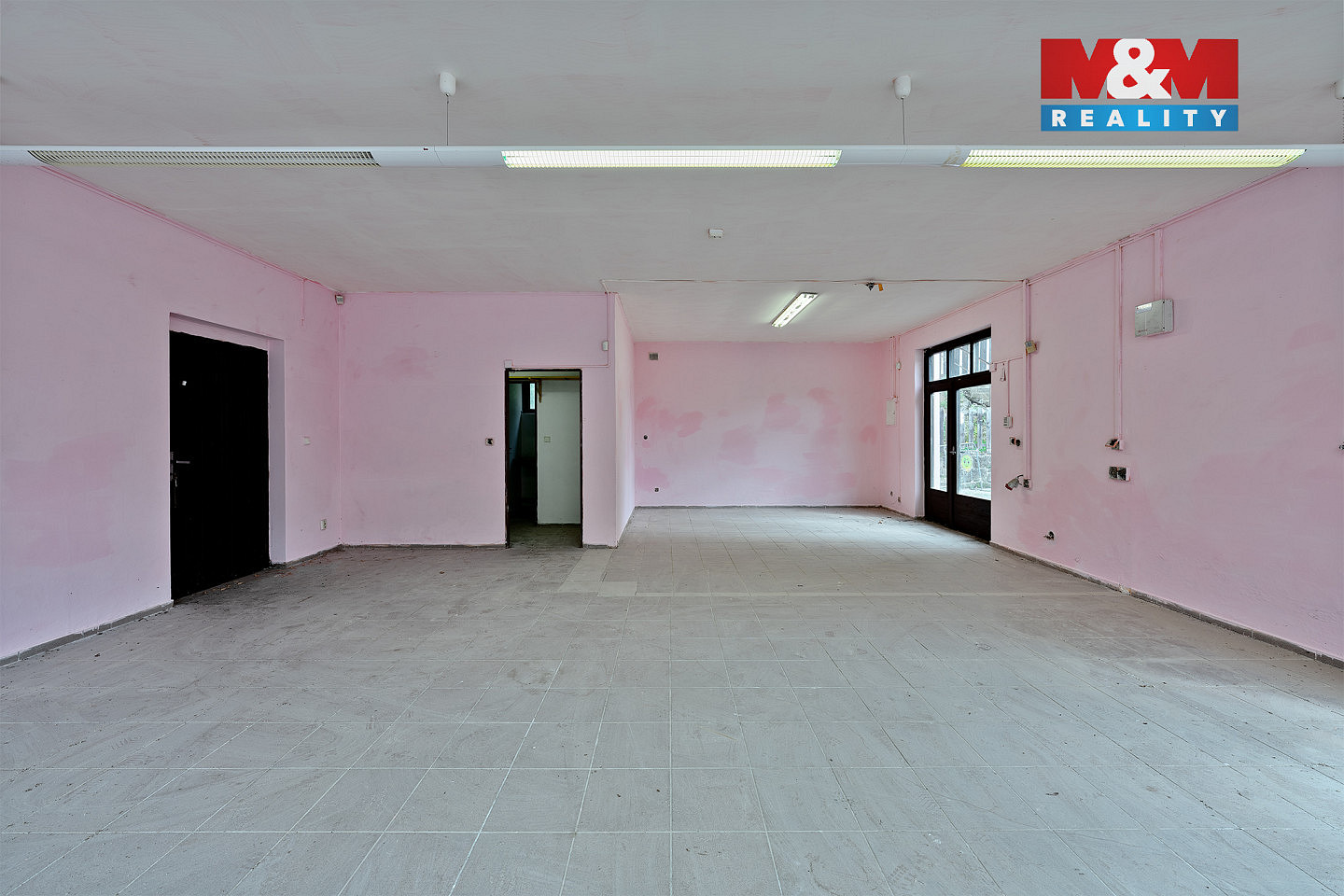 Pronájem obchodních prostor 80 m² — photo 2