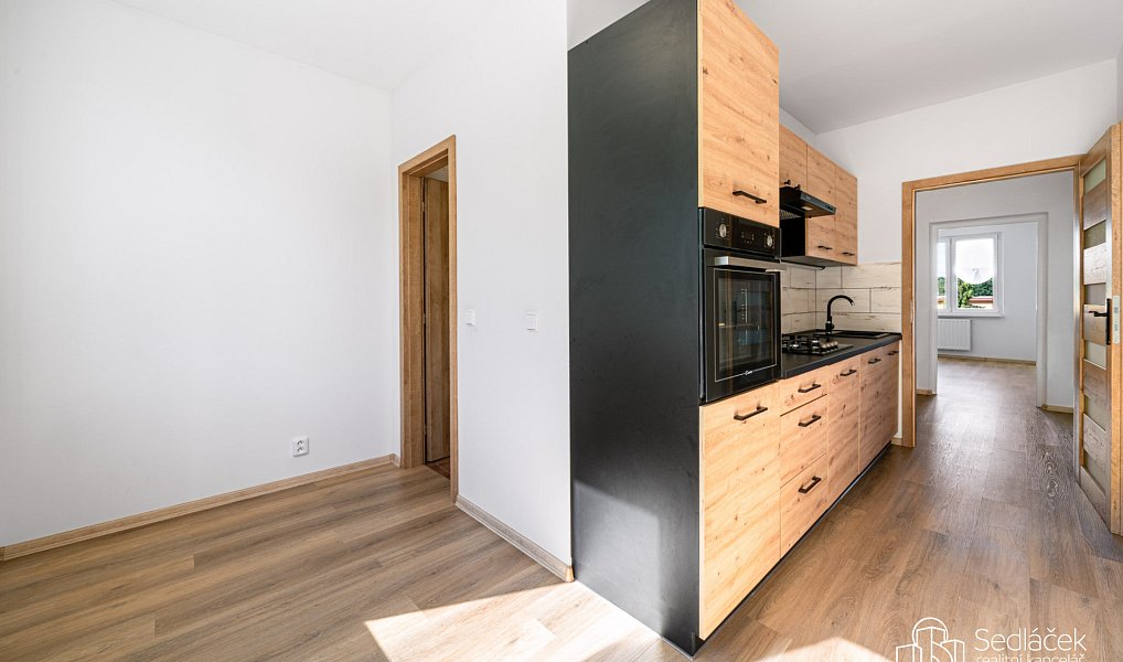 Pronájem bytu 3+1 84 m², Sokolov – náhled fotky 4