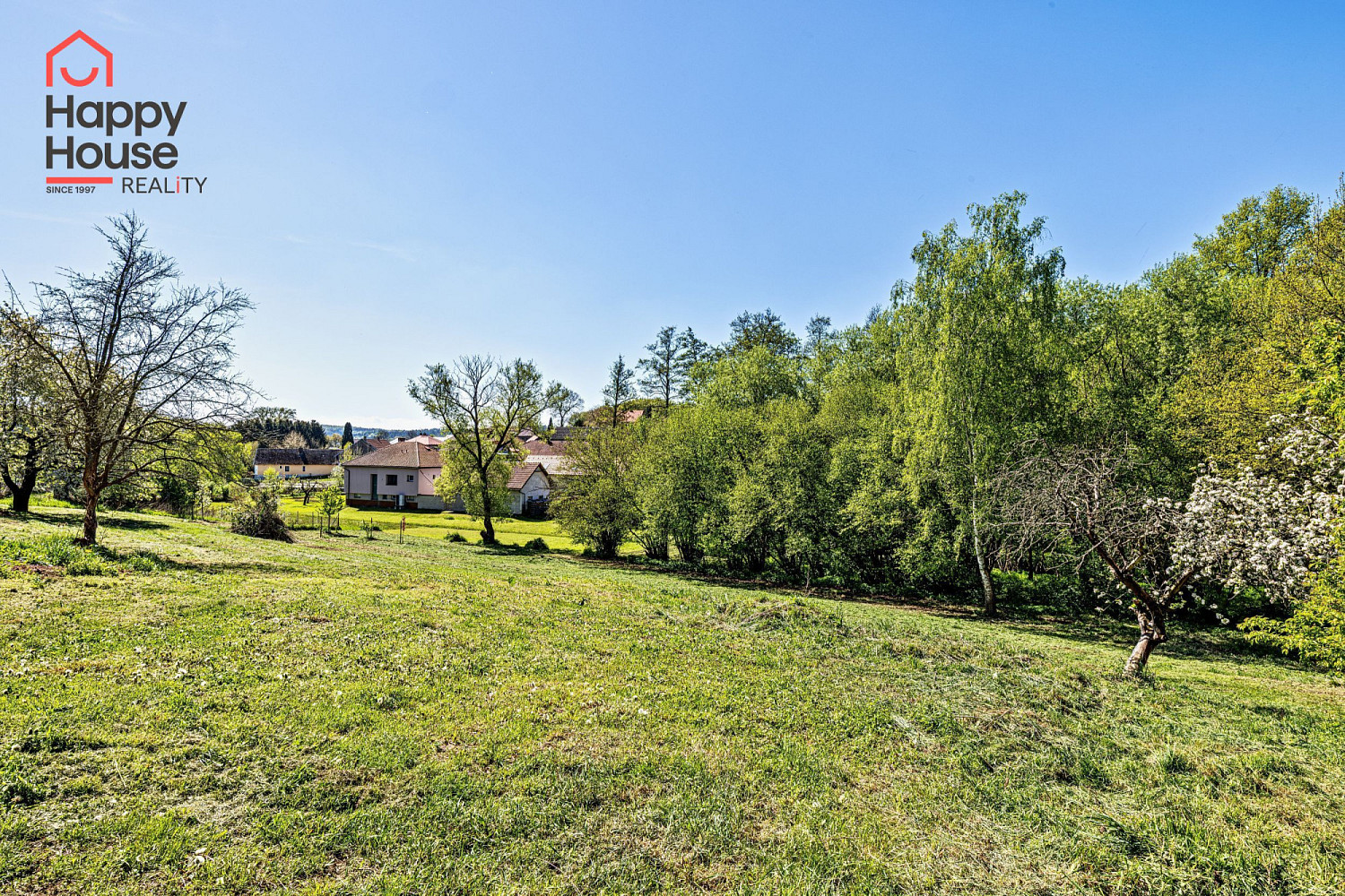 Prodej stavebního pozemku 2 000 m² – fotografie 5
