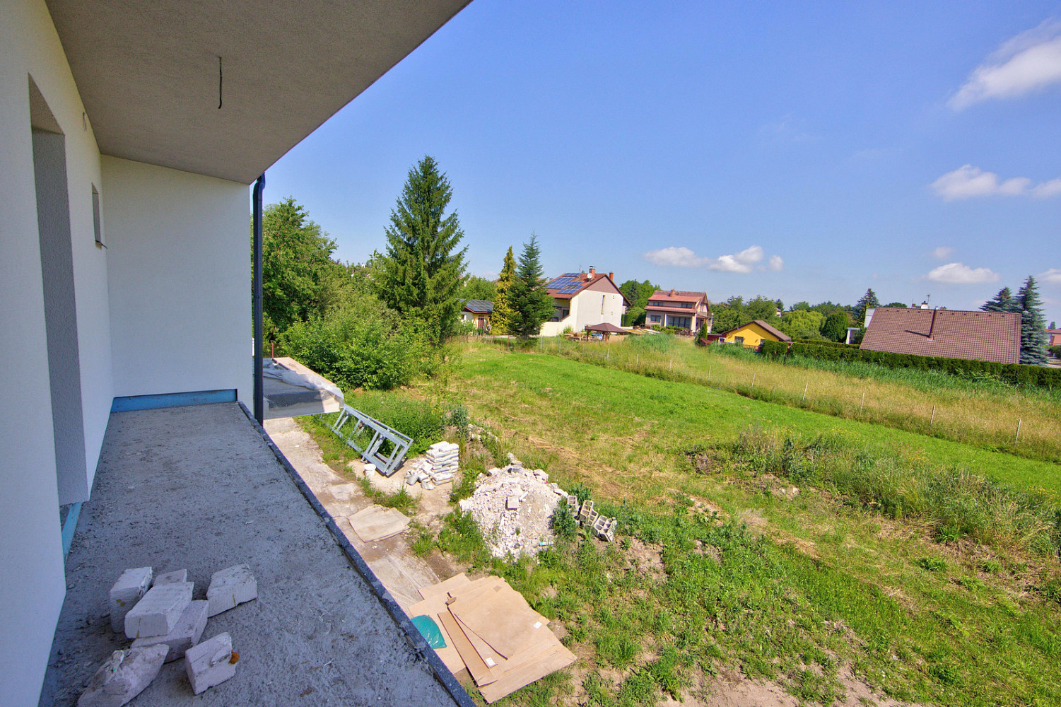 Prodej domu 77 m² s pozemkem 147 m² — photo 2