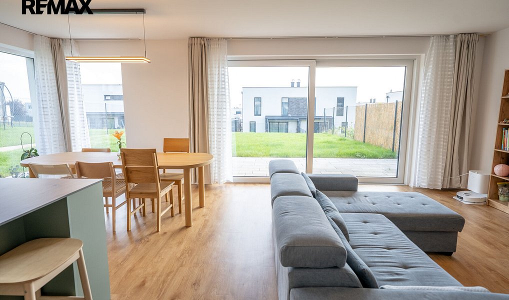 Pronájem domu 161 m² s pozemkem 403 m², Praha – náhled fotky 6