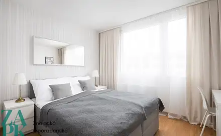 Pronájem bytu 2+kk 44 m², Nerudova, Trmice, okres Ústí nad Labem