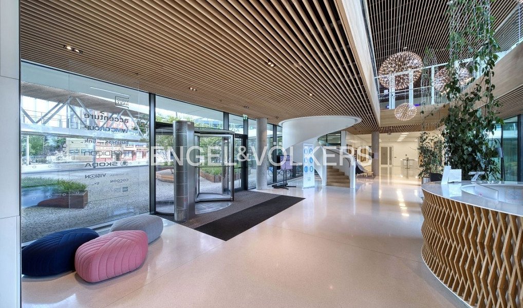 Pronájem kanceláře 595 m², Praha – náhled fotky 4