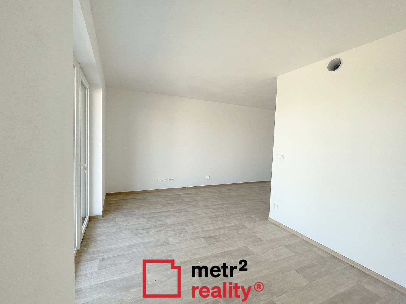 Pronájem bytu 1+kk 41 m² – fotografie 4