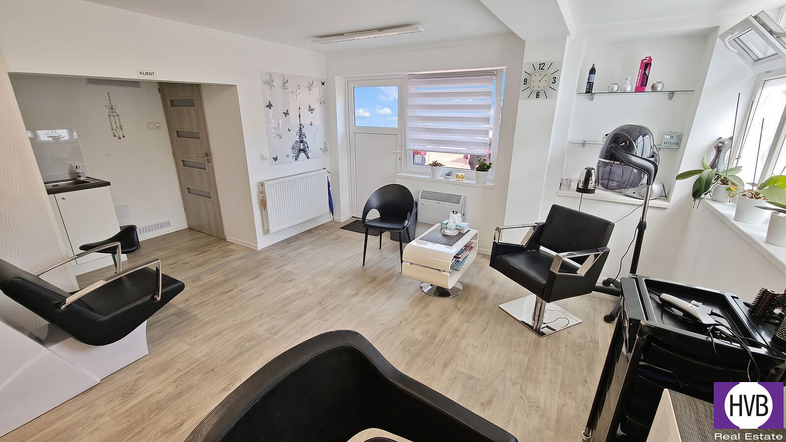 Pronájem obchodních prostor 47 m² – fotografie 3