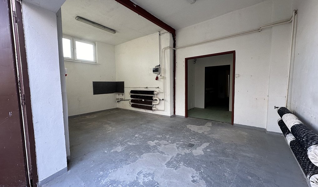 Pronájem kanceláře 200 m², Beroun – náhled fotky 4