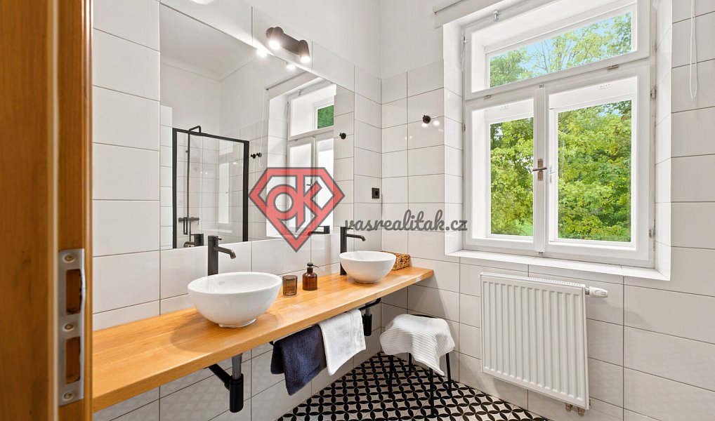 Prodej domu 448 m² s pozemkem 1 653 m², Králíky – náhled fotky 24
