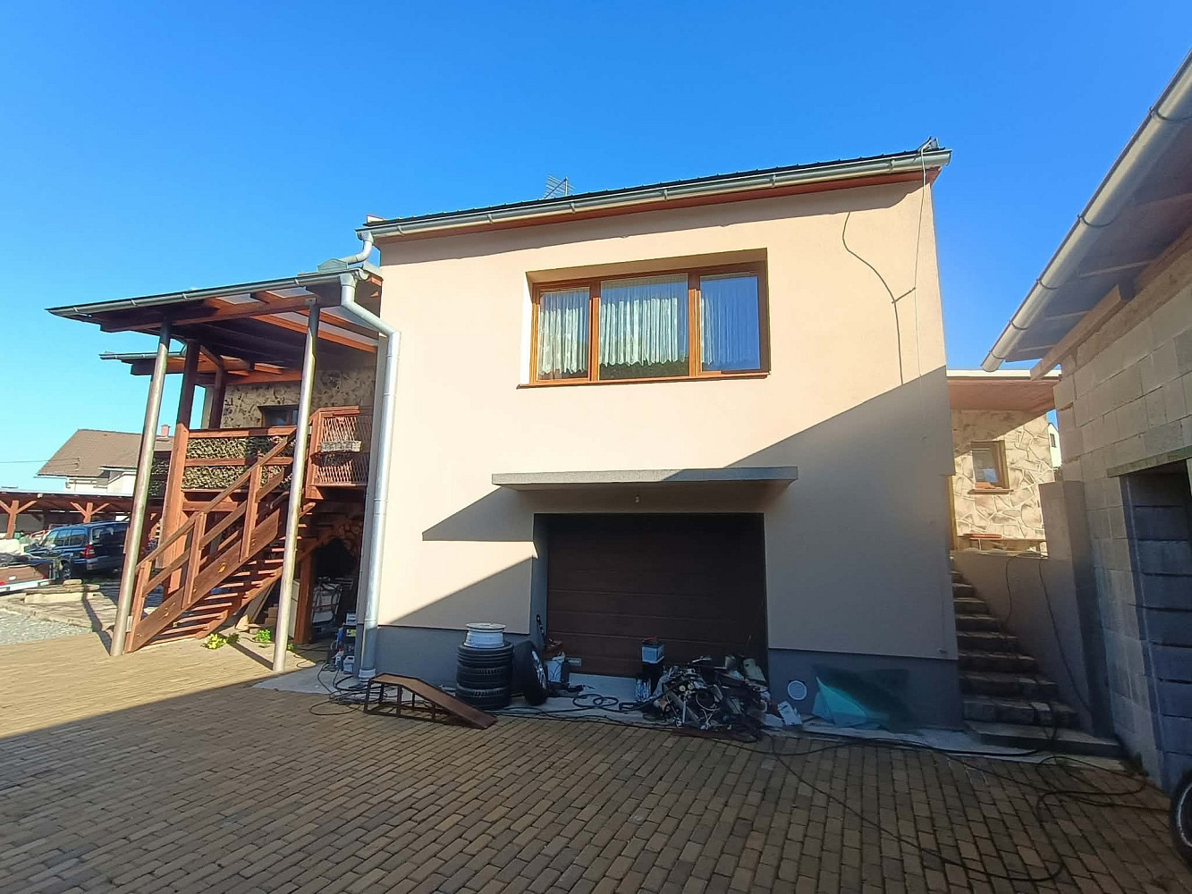Prodej domu 268 m² s pozemkem 1 347 m²
