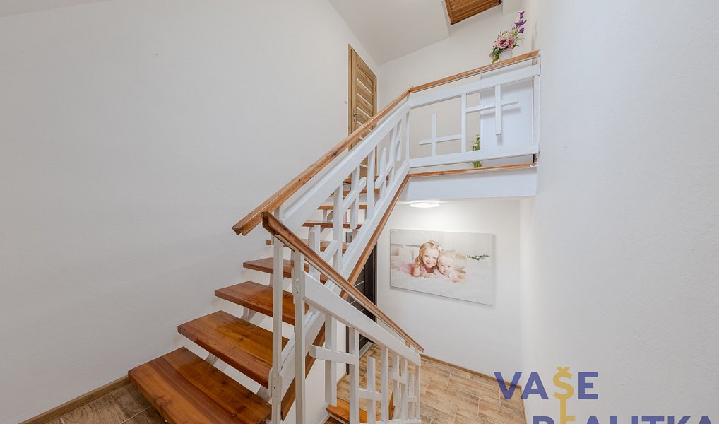 Prodej domu 200 m² s pozemkem 525 m², Jeseník nad Odrou – náhled fotky 11