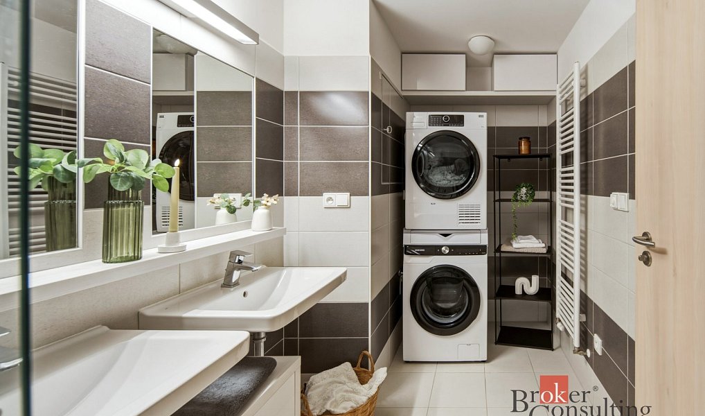 Prodej bytu 3+kk 93 m², Pardubice – náhled fotky 8