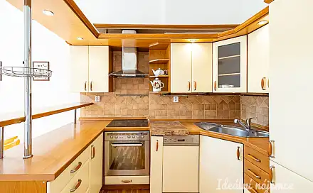 Pronájem bytu 2+1 77 m²