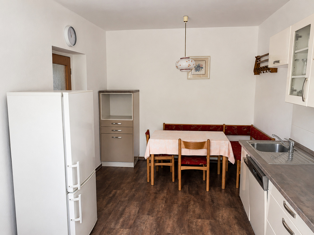 Prodej domu 200 m² s pozemkem 399 m² — photo 3